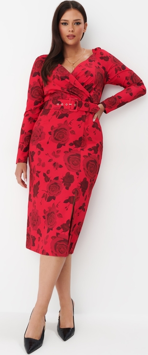 Czerwona sukienka Mohito midi z długim rękawem z dekoltem w kształcie litery v