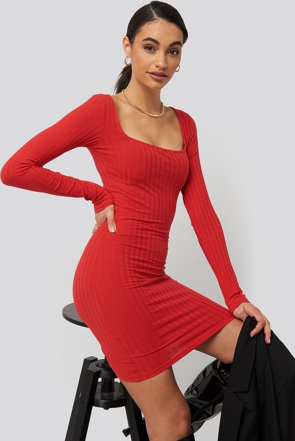 Czerwona sukienka NA-KD mini