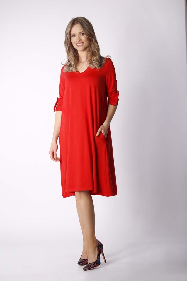 Czerwona sukienka Nommo oversize z dekoltem w kształcie litery v z bawełny