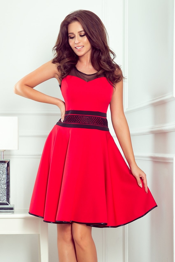Czerwona sukienka NUMOCO z okrągłym dekoltem bez rękawów rozkloszowana