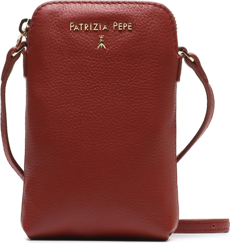 Czerwona torebka Patrizia Pepe w młodzieżowym stylu na ramię