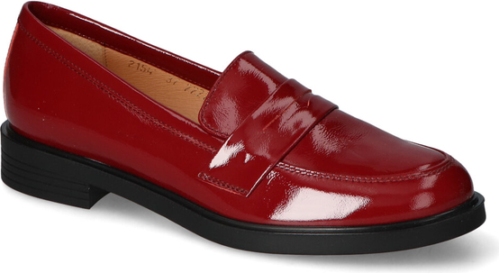 Czerwone buty eSKa z płaską podeszwą