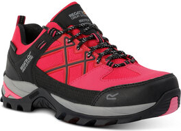 Czerwone buty trekkingowe Regatta sznurowane z płaską podeszwą