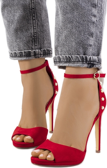 Czerwone sandały Inna marka z klamrami