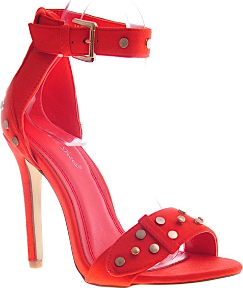 Czerwone sandały Marka Niezdefiniowana z klamrami