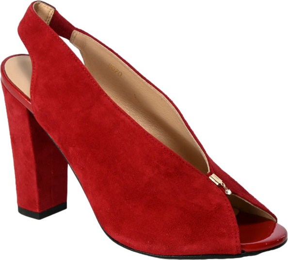 Czerwone sandały Sala