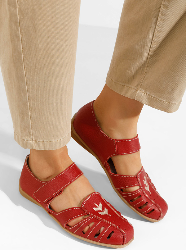 Czerwone sandały Zapatos z klamrami w stylu casual