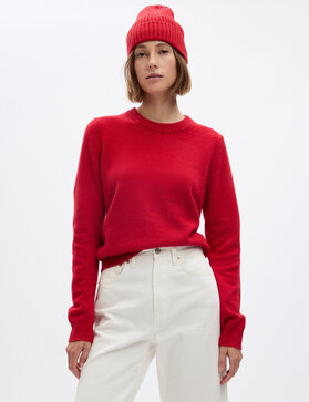 Czerwony sweter Gap