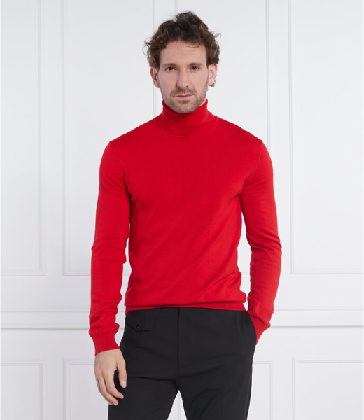Czerwony sweter Hugo Boss z golfem w stylu casual