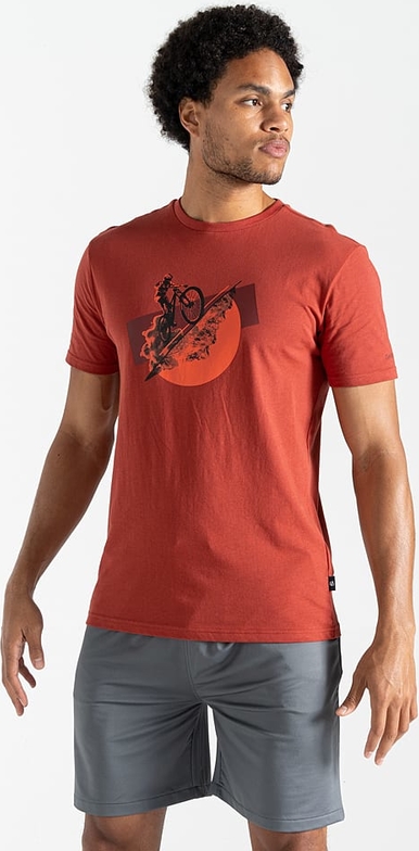 Czerwony t-shirt Dare 2b w młodzieżowym stylu z nadrukiem