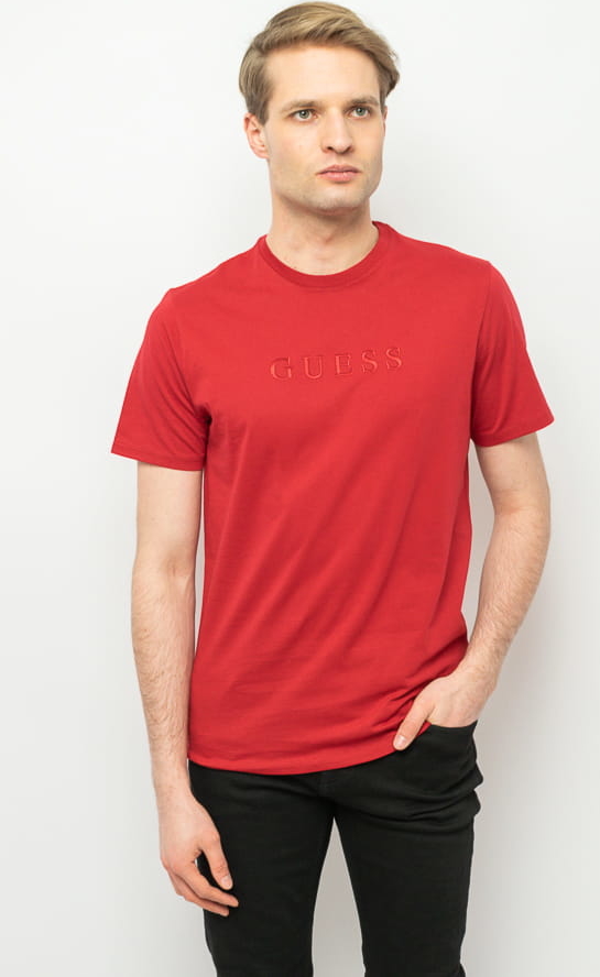 Czerwony t-shirt Guess w stylu casual z krótkim rękawem z bawełny