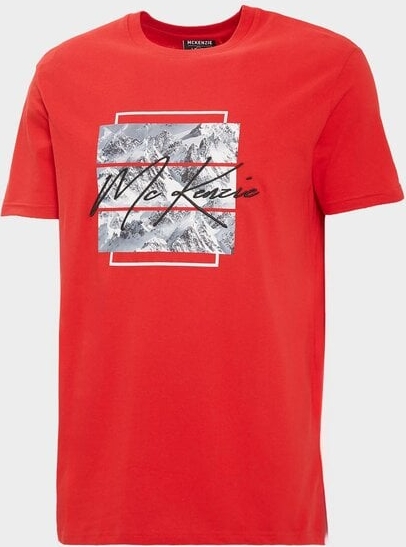 Czerwony t-shirt Mckenzie z krótkim rękawem w młodzieżowym stylu