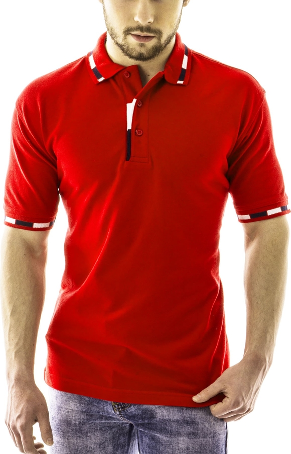 Czerwony t-shirt Risardi w stylu casual
