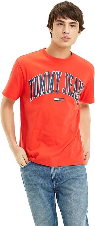 Czerwony t-shirt Tommy Jeans z krótkim rękawem w młodzieżowym stylu