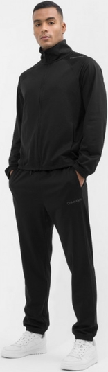 Dres Calvin Klein z dresówki w sportowym stylu