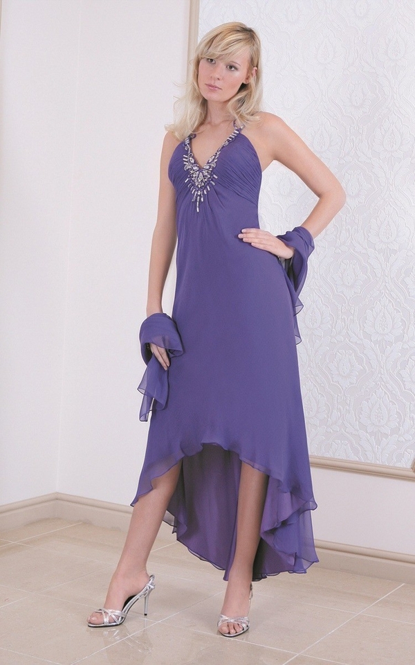 Fioletowa sukienka Fokus asymetryczna z jedwabiu