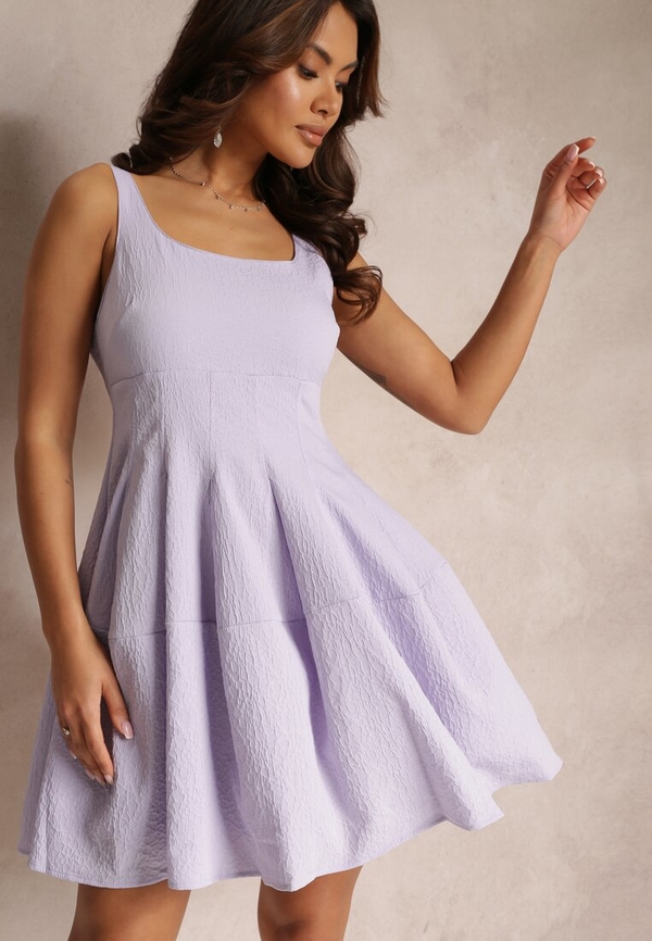 Fioletowa sukienka Renee w stylu casual mini z okrągłym dekoltem