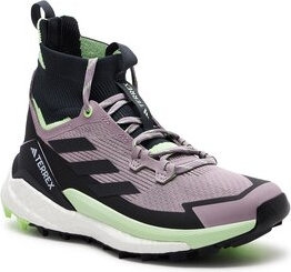 Fioletowe buty trekkingowe Adidas sznurowane z płaską podeszwą