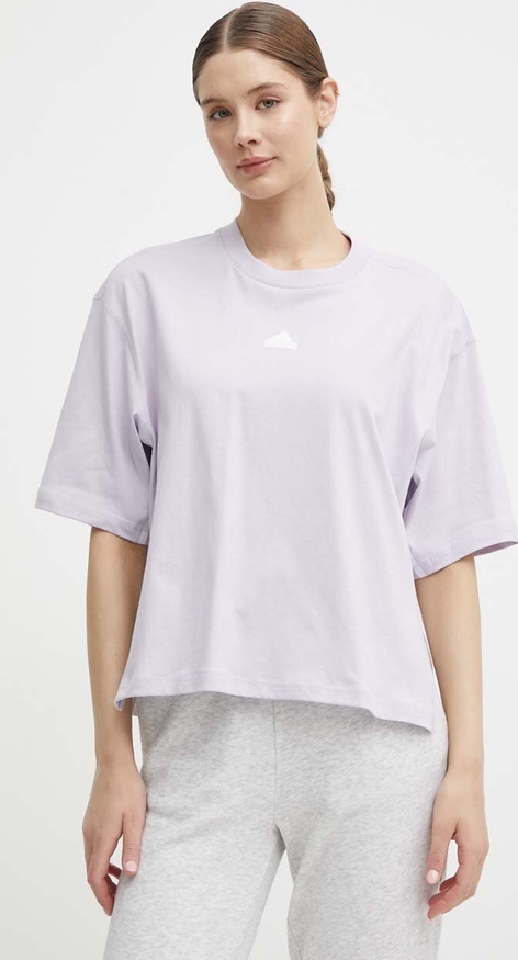 Fioletowy t-shirt Adidas z bawełny w sportowym stylu