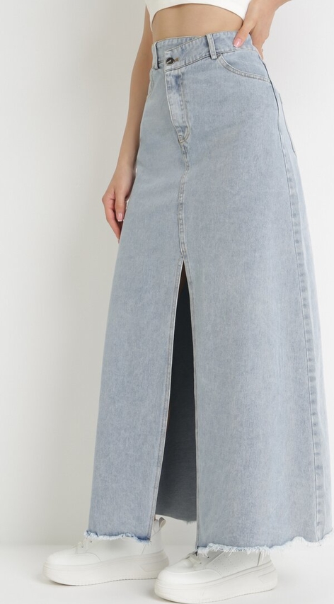 Granatowa spódnica born2be z jeansu w stylu casual midi