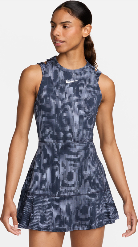Granatowa sukienka Nike w sportowym stylu