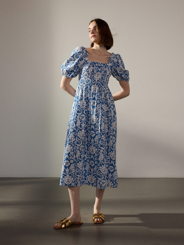 Granatowa sukienka Reserved midi w stylu klasycznym z tkaniny