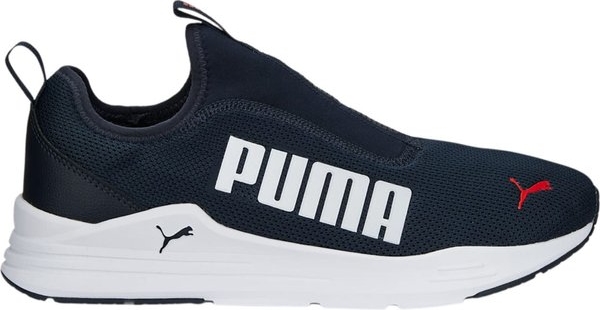 Granatowe buty sportowe Puma w sportowym stylu
