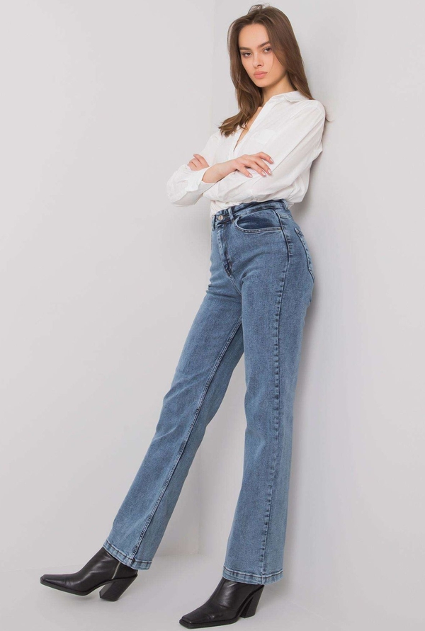 Granatowe jeansy 5.10.15