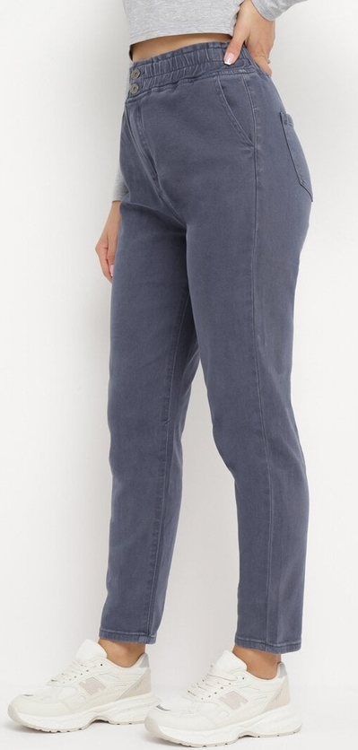 Granatowe jeansy born2be z bawełny w stylu casual