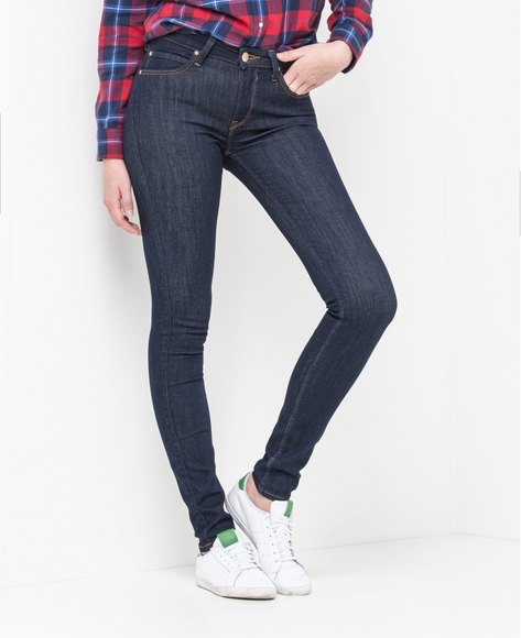 Granatowe jeansy Lee w stylu casual