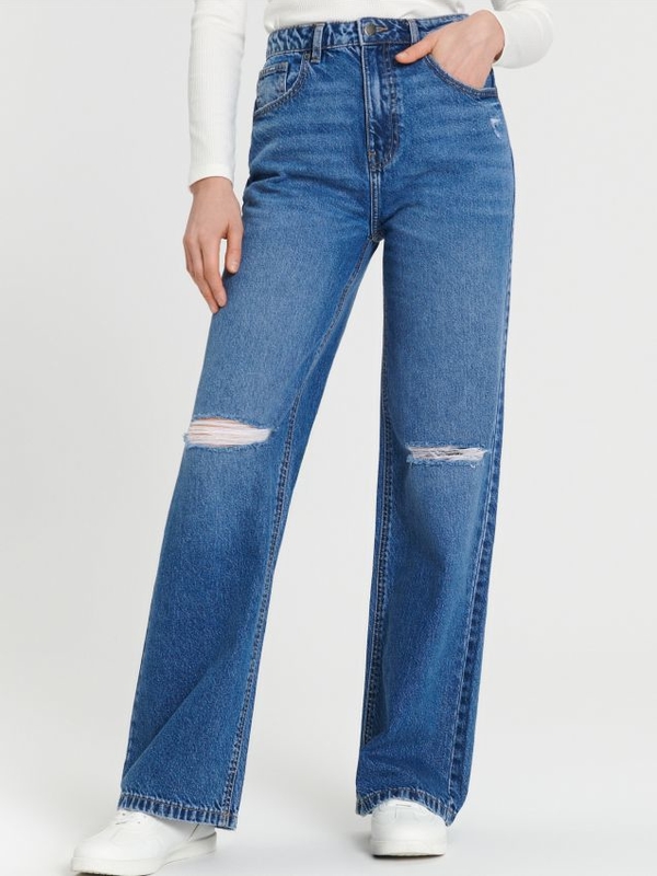 Granatowe jeansy Sinsay z jeansu w street stylu