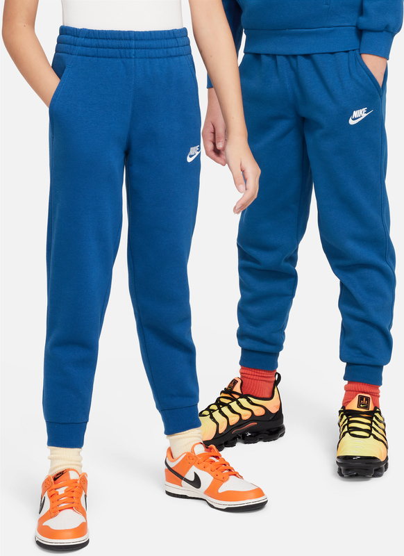 Granatowe spodnie dziecięce Nike dla chłopców