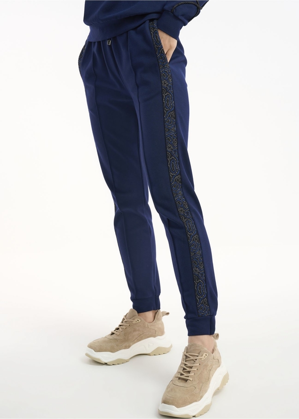 Granatowe spodnie sportowe Ochnik w stylu casual