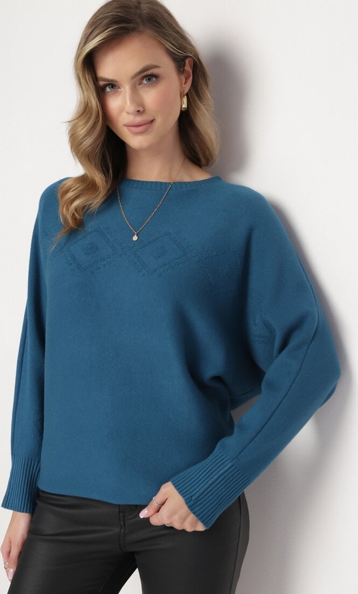Granatowy sweter born2be w stylu casual z tkaniny