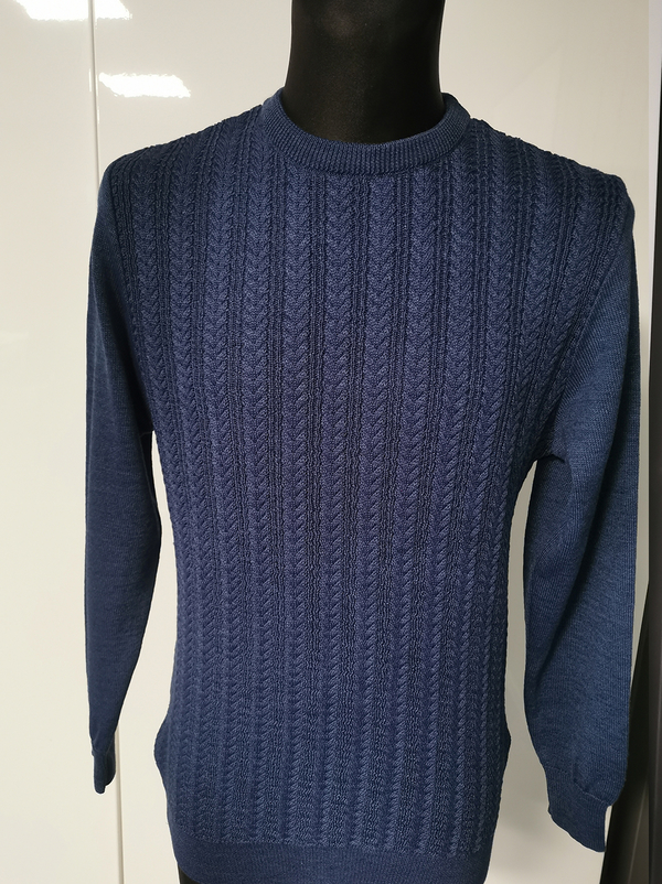 Granatowy sweter M. Lasota z okrągłym dekoltem w stylu casual