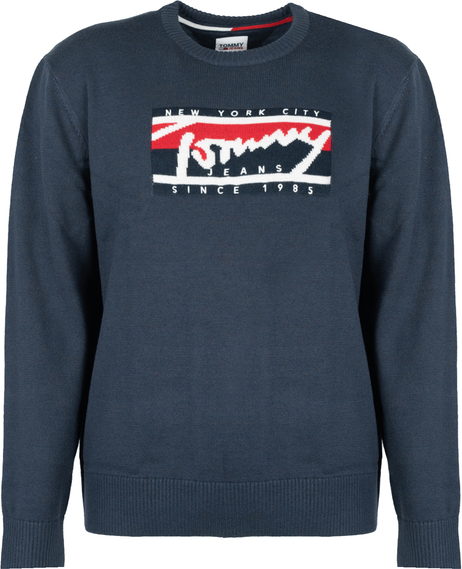 Granatowy sweter ubierzsie.com w młodzieżowym stylu