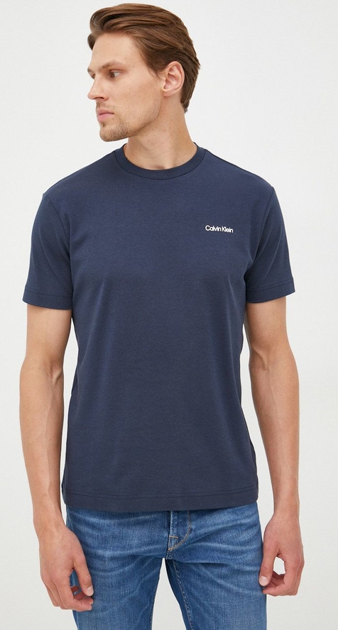Granatowy t-shirt Calvin Klein w stylu casual z bawełny