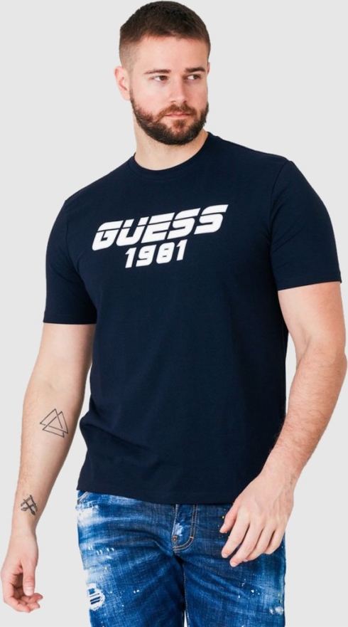 Granatowy t-shirt Guess z krótkim rękawem