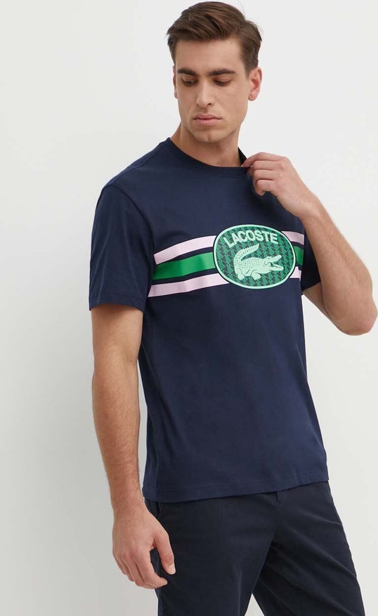 Granatowy t-shirt Lacoste z nadrukiem w młodzieżowym stylu z krótkim rękawem