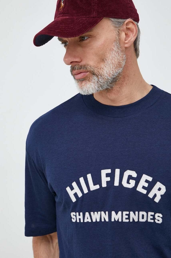 Granatowy t-shirt Tommy Hilfiger z bawełny w młodzieżowym stylu