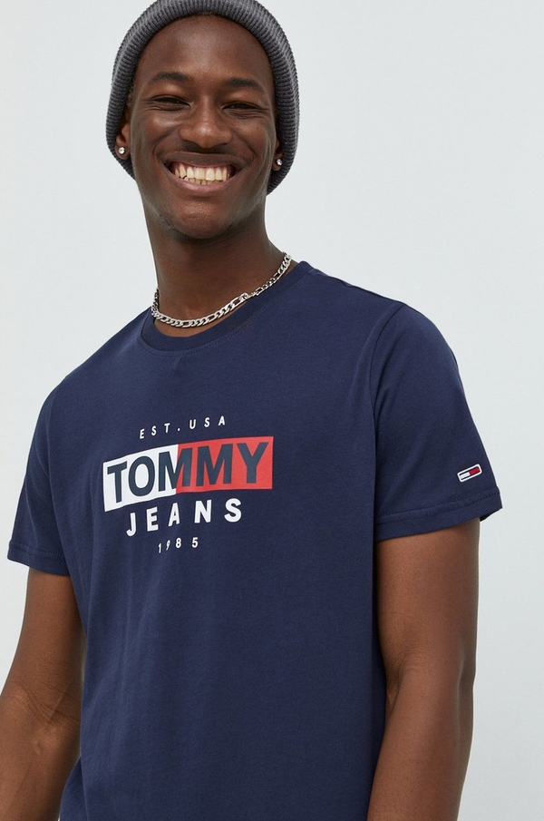 Granatowy t-shirt Tommy Jeans z bawełny z krótkim rękawem w młodzieżowym stylu