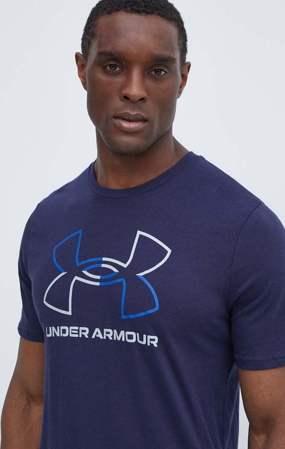 Granatowy t-shirt Under Armour z krótkim rękawem w sportowym stylu