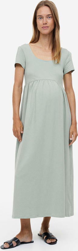H & M & - MAMA Dżersejowa sukienka z dekoltem karo - Zielony