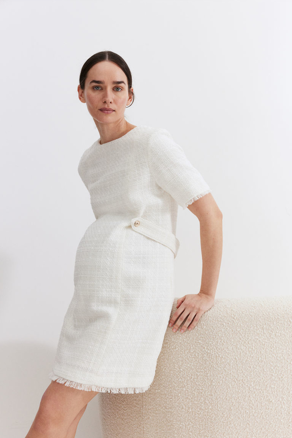 H & M & - MAMA Sukienka bouclé - Biały