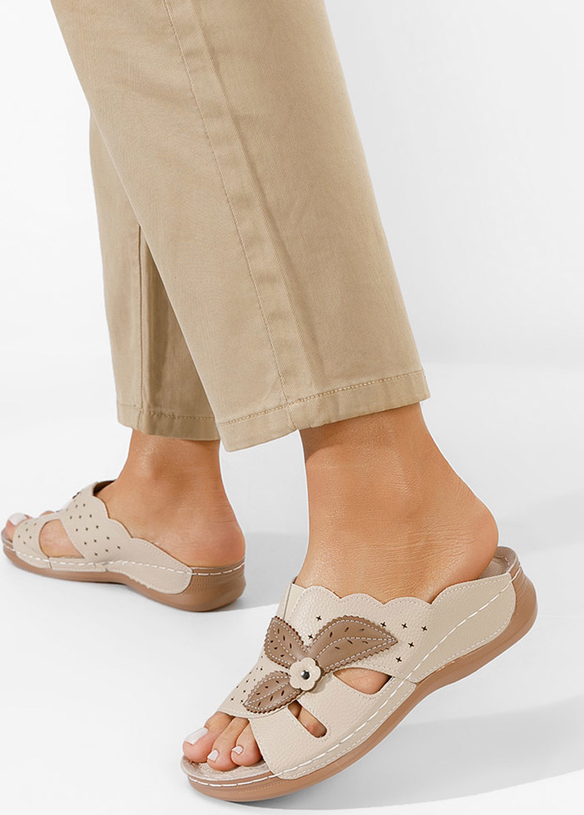 Klapki Zapatos z płaską podeszwą w stylu casual