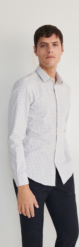 Koszula Reserved z klasycznym kołnierzykiem z długim rękawem z tkaniny
