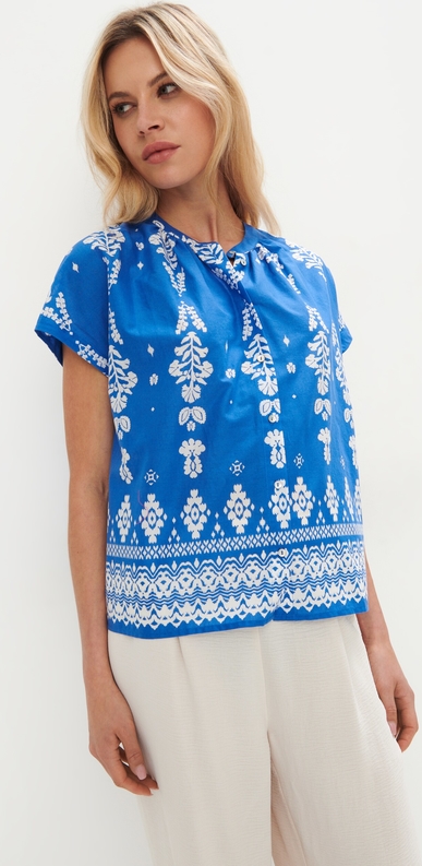 Niebieska bluzka Mohito w stylu boho z okrągłym dekoltem z bawełny
