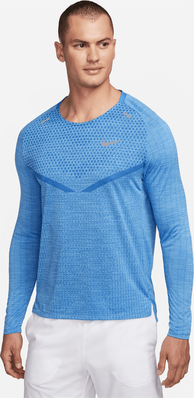 Niebieska koszulka z długim rękawem Nike w sportowym stylu