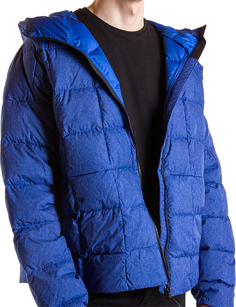 Niebieska kurtka Adidas z tkaniny