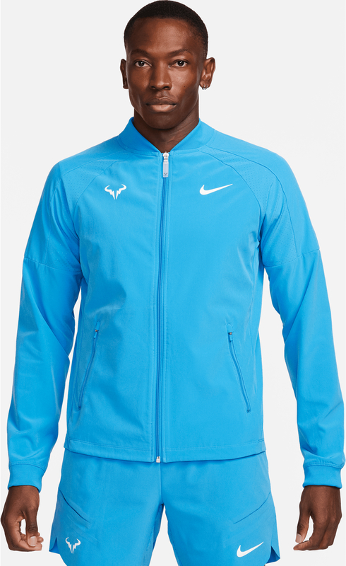 Niebieska kurtka Nike krótka w sportowym stylu
